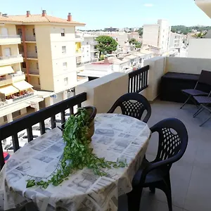 Estupendo Apartamento En Muy Buena Zona L' Escala